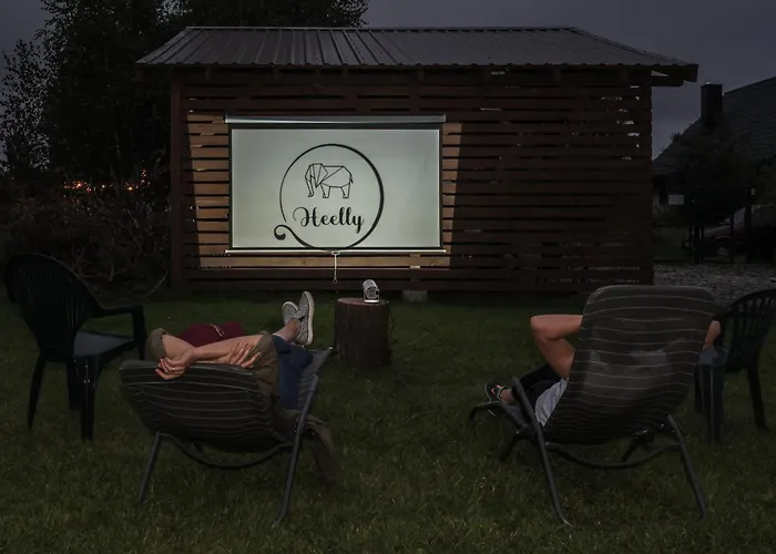 Dom Nad Stawem Z Balia