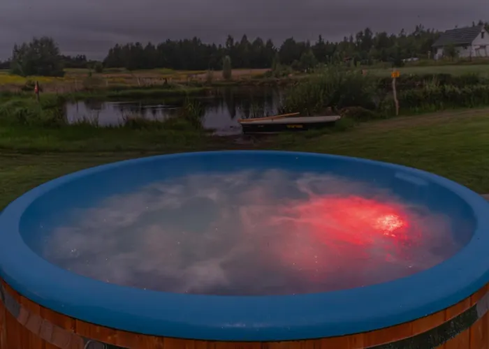 Dom Nad Stawem Z Balia * Jaromierz (Kwidzyn)